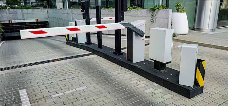 Custom Gate Design & Integration Bartlett